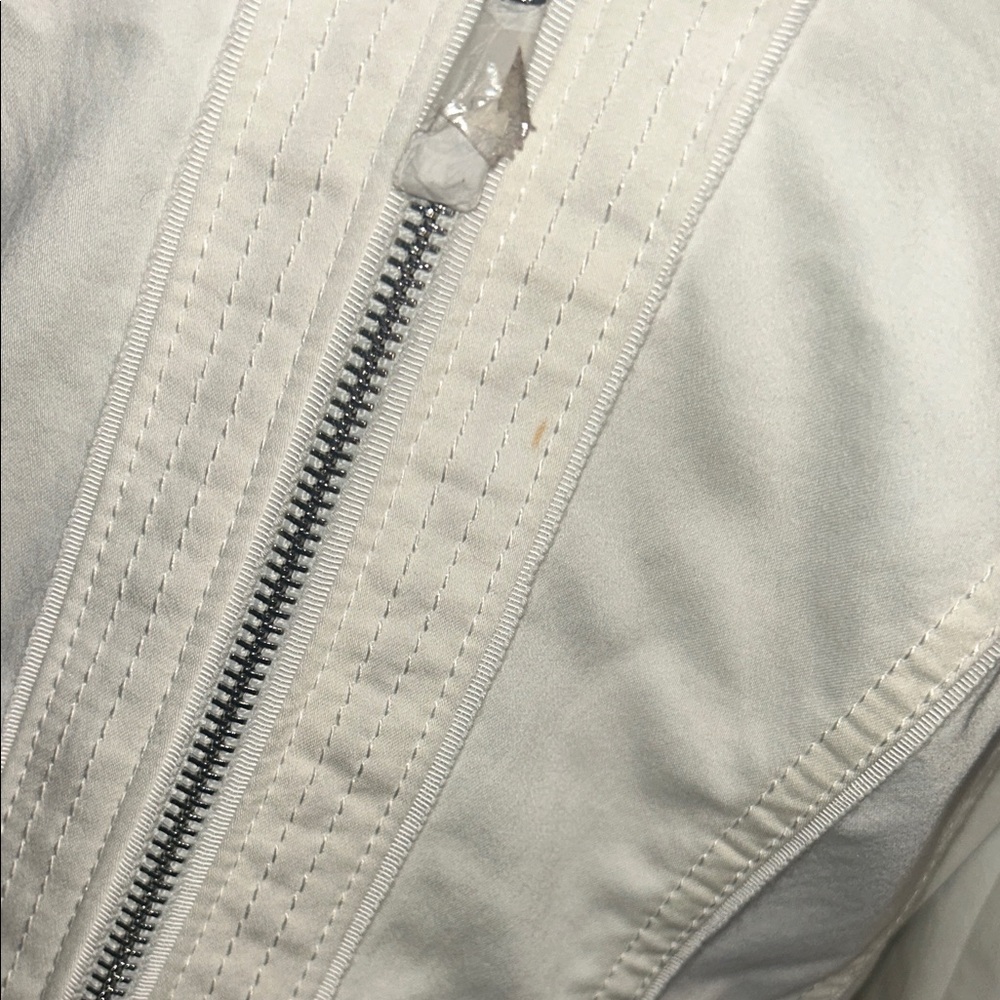 White House Black Market White Jacket - Picture 5 of 6